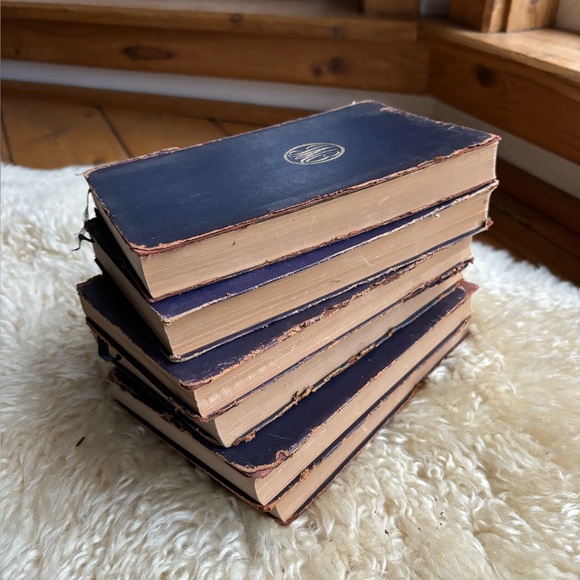 Antique Early 1900’s J.M. Barrie Novels - Picture 12 of 15